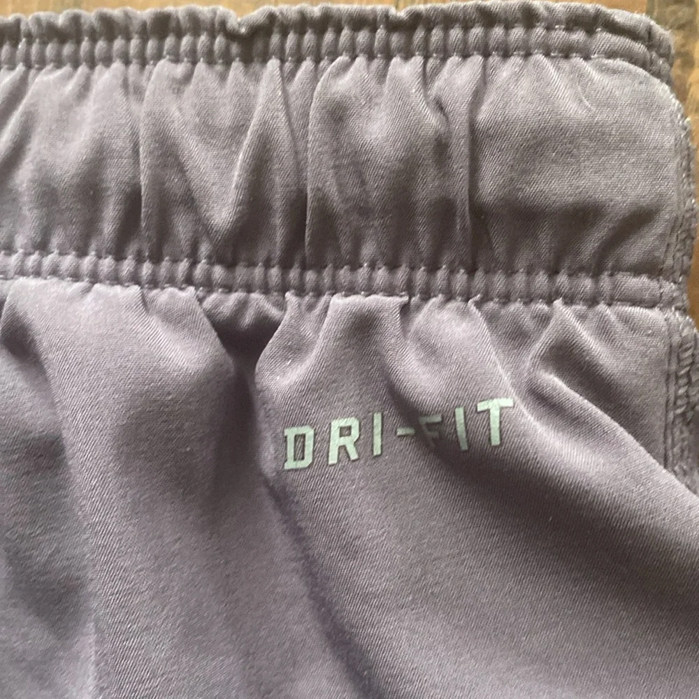 Nike Shorts *Purple* Size Medium - Picture 7 of 7